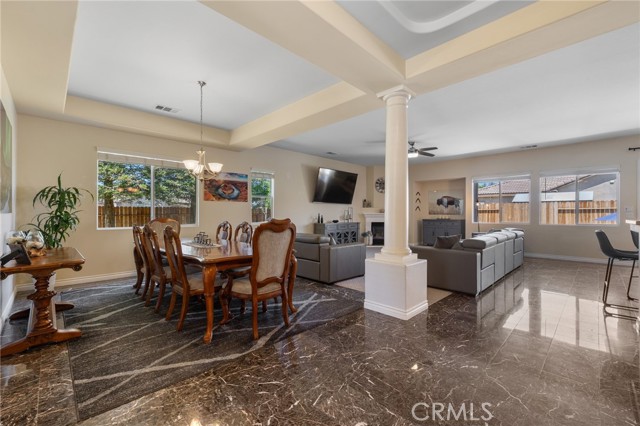 Detail Gallery Image 6 of 44 For 308 Riesling Vines St, Bakersfield,  CA 93314 - 3 Beds | 2 Baths