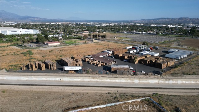 Image 3 for 24450 6Th St, San Bernardino, CA 92410