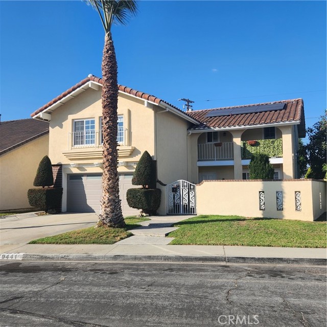 Detail Gallery Image 1 of 10 For 9441 Imperial Ave, Garden Grove,  CA 92844 - 6 Beds | 2/1 Baths