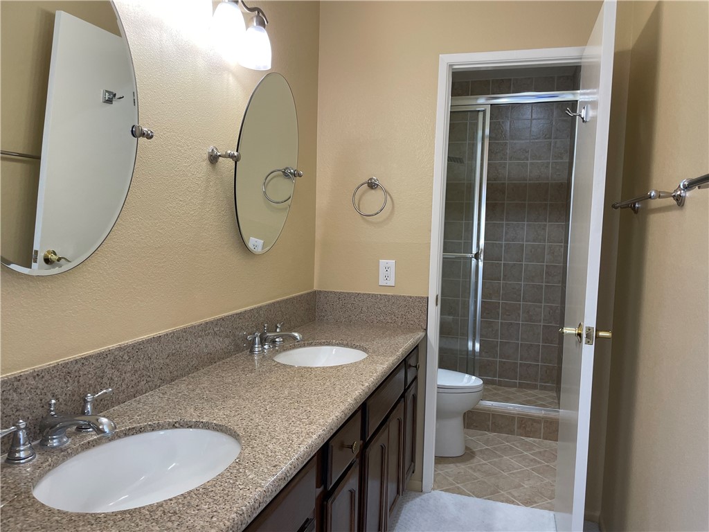 Double Vanity and Shower