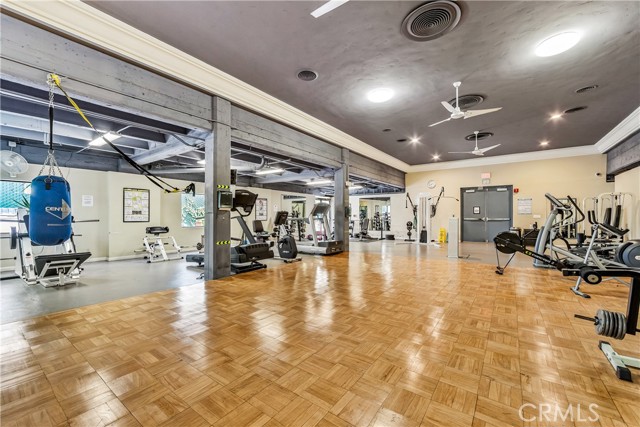 Detail Gallery Image 38 of 47 For 140 Linden Ave #956,  Long Beach,  CA 90802 - 1 Beds | 1 Baths