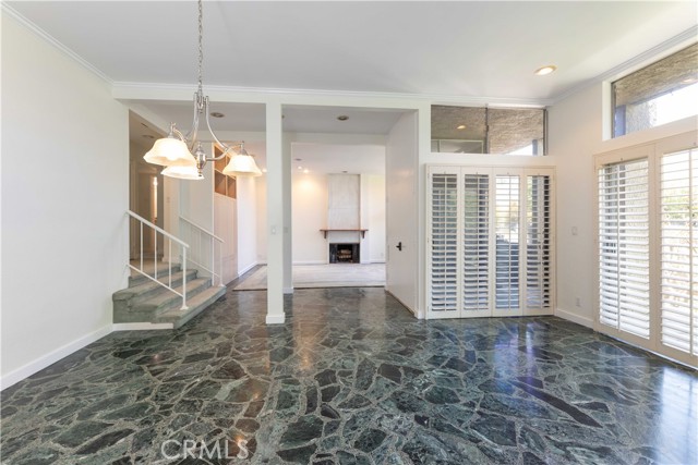 Detail Gallery Image 13 of 25 For 958 Palo Verde Ave, Long Beach,  CA 90815 - 3 Beds | 2/1 Baths