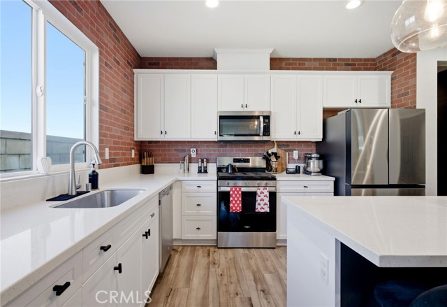 Detail Gallery Image 5 of 31 For 28184 Echo Ct, Menifee,  CA 92585 - 3 Beds | 2 Baths