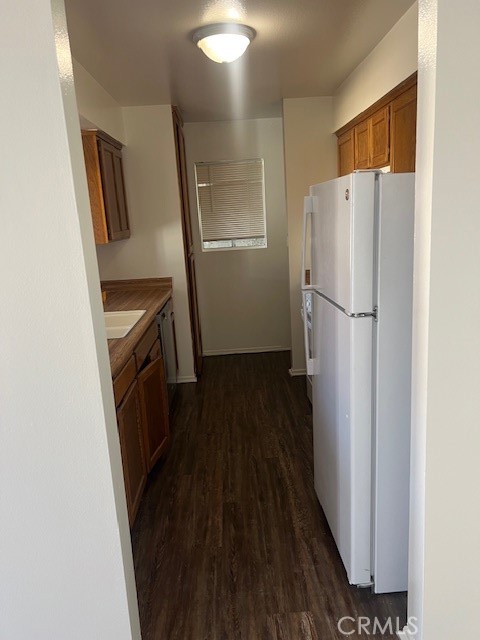 Detail Gallery Image 4 of 10 For 675 W. 18th St #B,  Costa Mesa,  CA 92627 - 2 Beds | 2 Baths