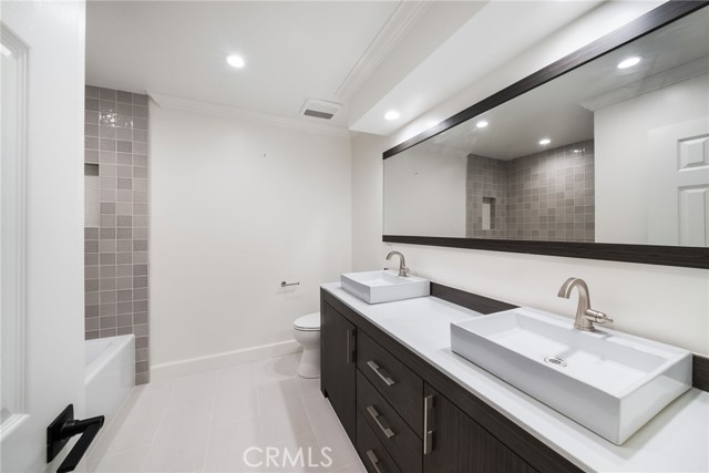 Detail Gallery Image 22 of 70 For 303 E Avenida Cordoba, San Clemente,  CA 92672 - 6 Beds | 4/1 Baths