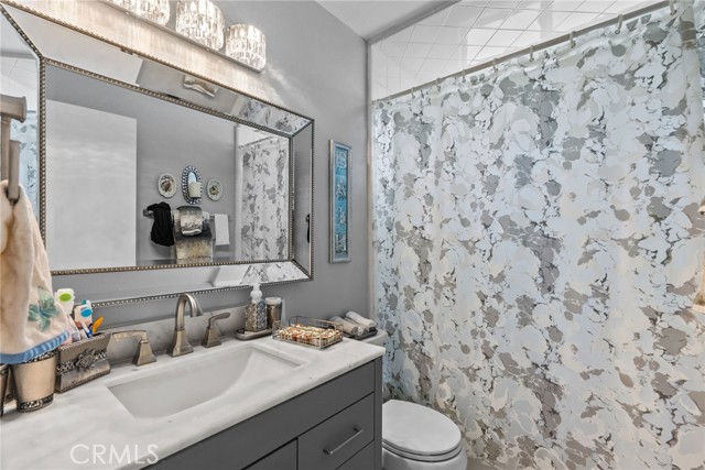 Detail Gallery Image 29 of 37 For 25536 Old Course Way, Valencia,  CA 91355 - 3 Beds | 2 Baths