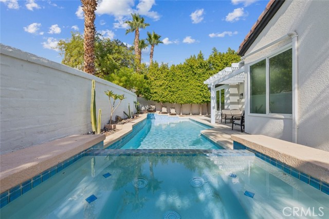 Detail Gallery Image 24 of 50 For 1105 E via via San Michael Rd, Palm Springs,  CA 92262 - 4 Beds | 3 Baths