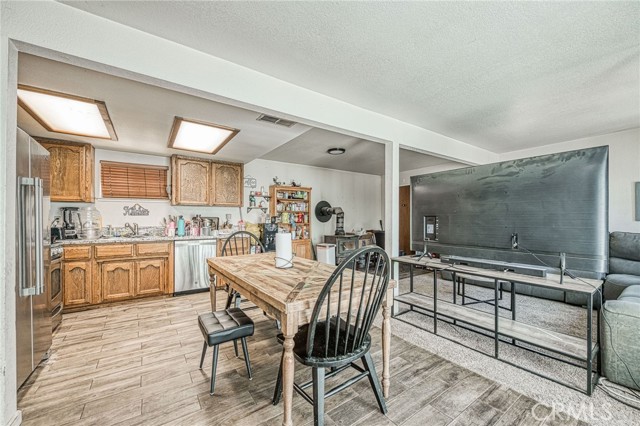 Detail Gallery Image 33 of 48 For 41918 Corlew, Auberry,  CA 93602 - 2 Beds | 1/1 Baths