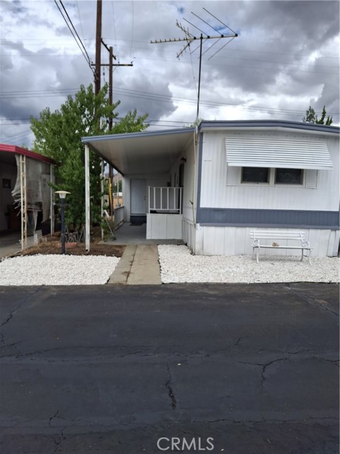 Detail Gallery Image 1 of 13 For 12830 6th St #2,  Yucaipa,  CA 92399 - 2 Beds | 1 Baths
