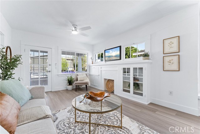 765 Loma Avenue, Long Beach CA: https://media.crmls.org/medias/3f72aaf9-8091-4ec0-8d94-30721c044d97.jpg