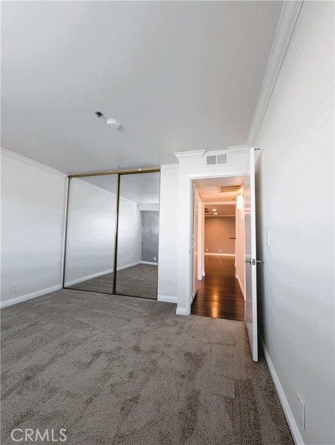 Detail Gallery Image 9 of 28 For 11162 Camarillo St #206,  –,  CA 91602 - 2 Beds | 2 Baths