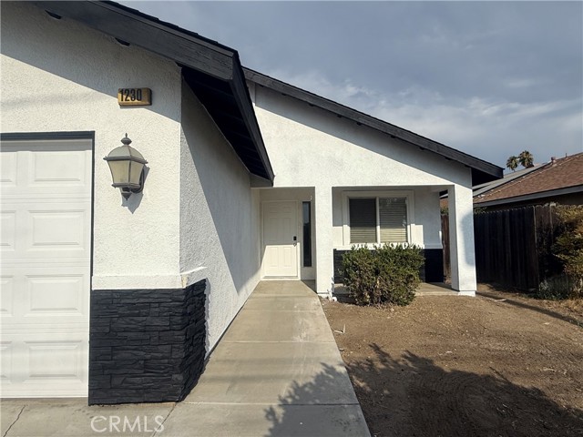 Detail Gallery Image 4 of 33 For 1230 Tourmaline Ave, Mentone,  CA 92359 - 3 Beds | 2 Baths