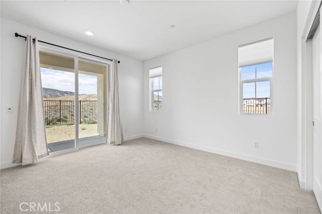 39660 Nicholas Court, Palmdale CA: https://media.crmls.org/medias/3f743292-f9ad-470f-8e6b-d8c7b7d9db36.jpg