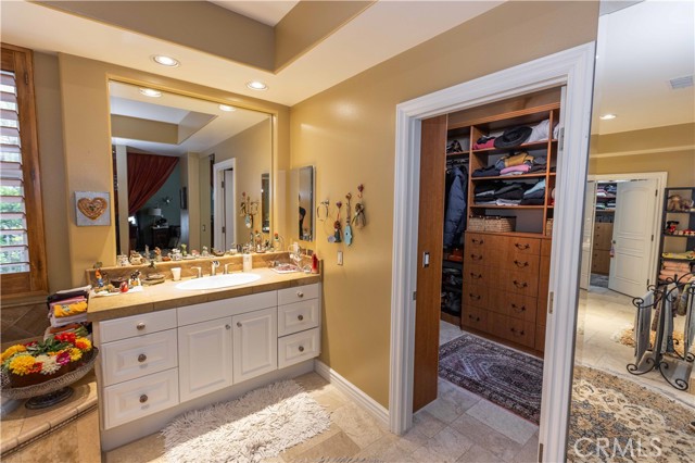 Detail Gallery Image 41 of 67 For 18917 Carmel Crest Dr, Tarzana,  CA 91356 - 5 Beds | 5 Baths