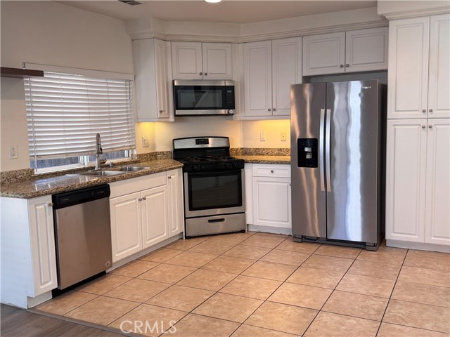 Detail Gallery Image 19 of 21 For 3812 Carrotwood St, Riverside,  CA 92501 - 3 Beds | 2/1 Baths