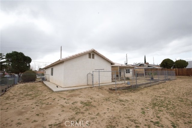 Detail Gallery Image 21 of 25 For 17482 Walnut, Hesperia,  CA 92345 - 3 Beds | 2 Baths