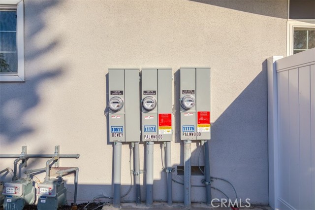 Detail Gallery Image 7 of 68 For 10511 Dewey Dr, Garden Grove,  CA 92840 - 10 Beds | 6 Baths