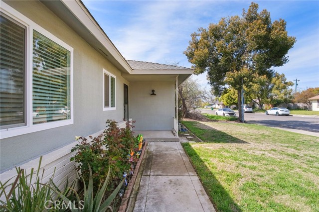 372 Terri Drive, Atwater CA: https://media.crmls.org/medias/3f7718db-ca57-4090-b6dd-0cb2d76879fd.jpg