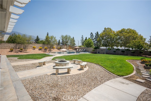 5205 Gallo Court, Rancho Cucamonga CA: https://media.crmls.org/medias/3f7795bb-e8a1-45c2-8584-03817cedd5ac.jpg