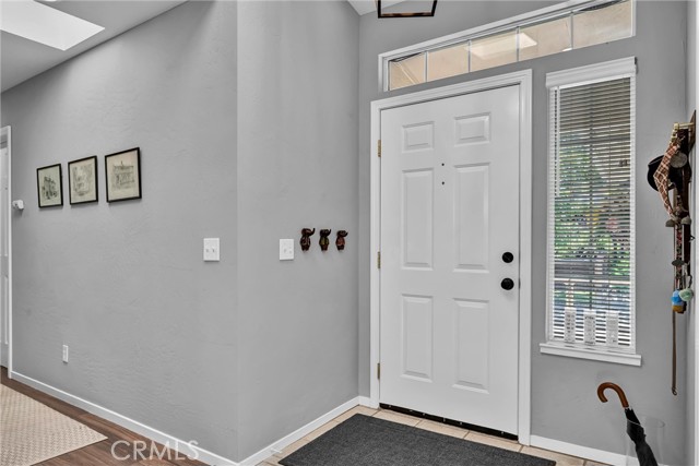 Detail Gallery Image 5 of 30 For 18278 North Shore Dr, Hidden Valley Lake,  CA 95467 - 3 Beds | 2 Baths