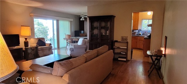 6002 Springvale Drive, Los Angeles CA: https://media.crmls.org/medias/3f78f053-ed27-4a2d-aba9-08024e80515d.jpg