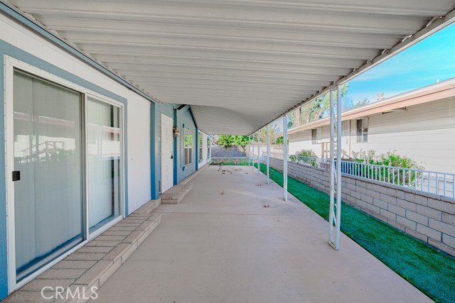 Detail Gallery Image 5 of 36 For 1718 Burr Oak Way, Hemet,  CA 92545 - 3 Beds | 2 Baths