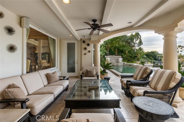 3724 Winford Drive, Tarzana CA: https://media.crmls.org/medias/3f79671e-47cb-4079-96d1-9d9c31163a2b.jpg
