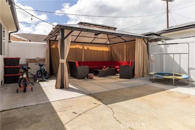 Detail Gallery Image 51 of 51 For 14159 Gault St, Van Nuys,  CA 91405 - 3 Beds | 2 Baths