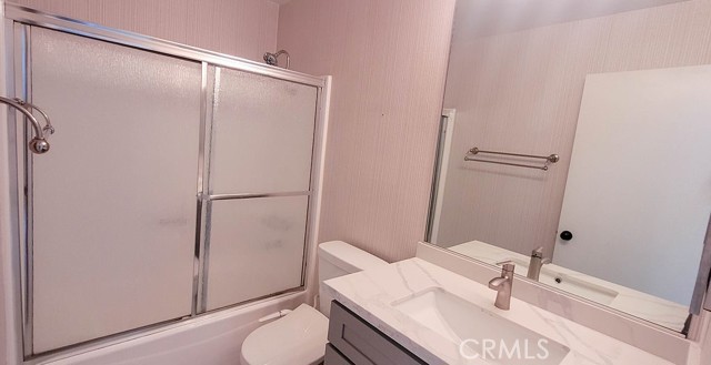 Detail Gallery Image 18 of 38 For 42 Almond Tree Ln, Irvine,  CA 92612 - 3 Beds | 2 Baths