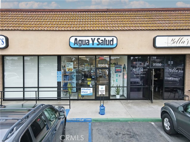 9984 lakewood Boulevard, Downey CA: https://media.crmls.org/medias/3f7a49a0-aa1b-4cec-9086-70dfd3c7d2ea.jpg