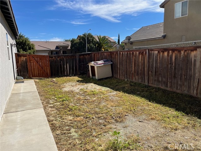 Image 18 of 21 For 566 Wamblee Lane 2