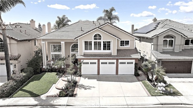 21251 Hillgate Circle, Rancho Santa Margarita CA: https://media.crmls.org/medias/3f7b12b2-d0f1-4e5e-95f7-f37c5079e150.jpg