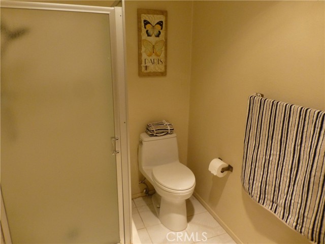 Detail Gallery Image 15 of 37 For 17914 Magnolia Bld #127,  Encino,  CA 91316 - 2 Beds | 2 Baths