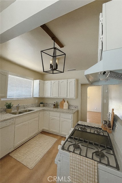 Detail Gallery Image 17 of 26 For 10563 Las Lunitas, Tujunga,  CA 91042 - 3 Beds | 1 Baths