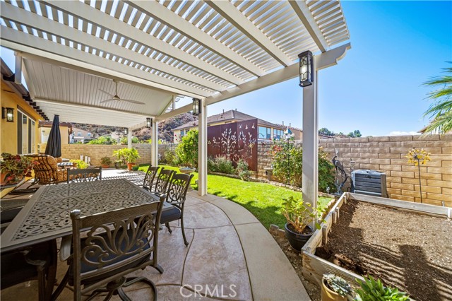 Detail Gallery Image 31 of 36 For 28243 Houston Ct, Saugus,  CA 91350 - 4 Beds | 4 Baths