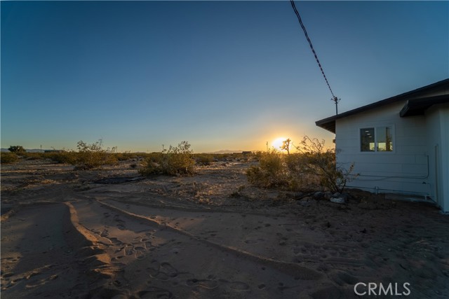 Detail Gallery Image 31 of 40 For 65125 Saturn, Joshua Tree,  CA 92252 - 2 Beds | 1 Baths