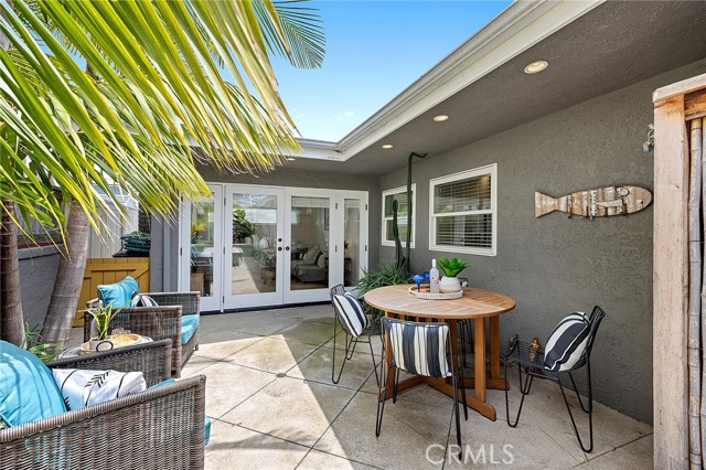 256 Avenida Madrid, San Clemente CA: https://media.crmls.org/medias/3f7c1457-f9d5-4292-9d7d-52ad29d40ff9.jpg