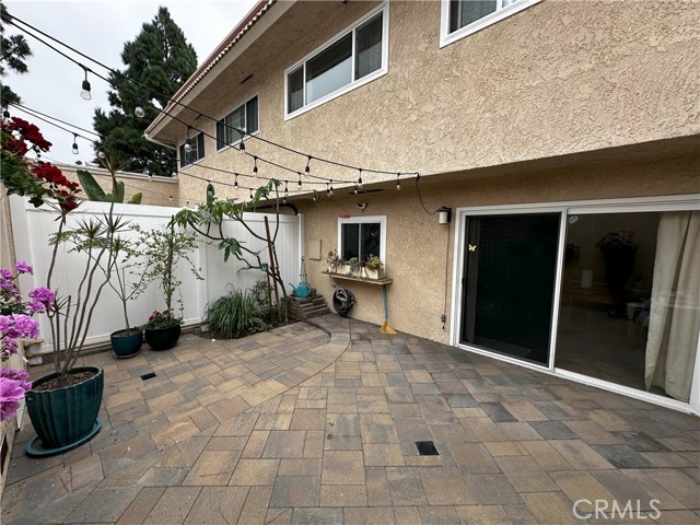 Detail Gallery Image 27 of 45 For 18598 Creek Ln, Huntington Beach,  CA 92648 - 3 Beds | 2/1 Baths