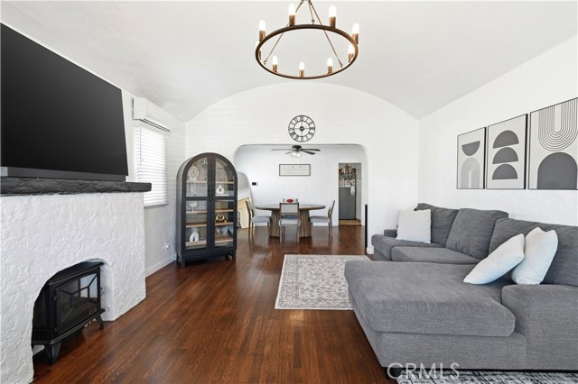 Detail Gallery Image 5 of 21 For 2652 109th, Lynwood,  CA 90262 - 2 Beds | 1 Baths