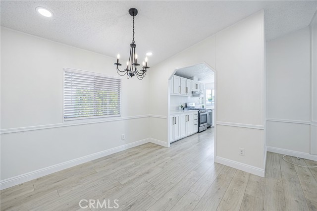 Detail Gallery Image 7 of 39 For 929 E Foothill Bld #140,  Upland,  CA 91786 - 3 Beds | 2 Baths