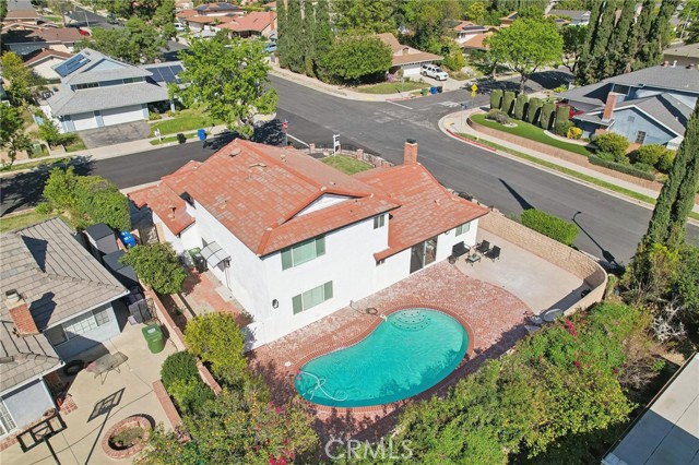19040 Celtic Street, Porter Ranch CA: https://media.crmls.org/medias/3f7ded09-e68d-4444-9f94-288f7b3359d8.jpg