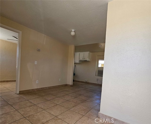 Detail Gallery Image 7 of 8 For 301 N 1st Ave #1,  Barstow,  CA 92311 - 1 Beds | 1 Baths