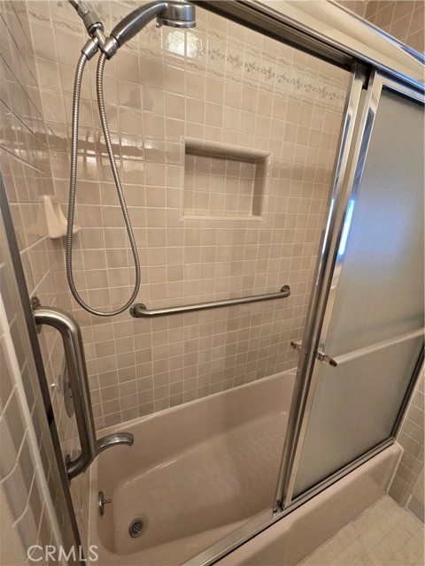 4178 Obispo Avenue, Lakewood CA: https://media.crmls.org/medias/3f7e82da-c9a9-4707-96f9-b49b7e5bdaab.jpg