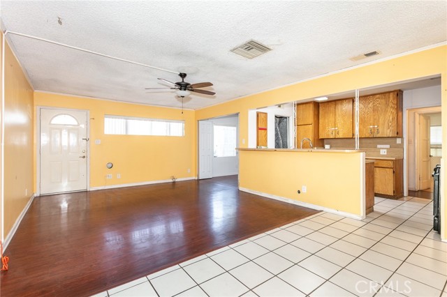 8465 Hazeltine photo 10