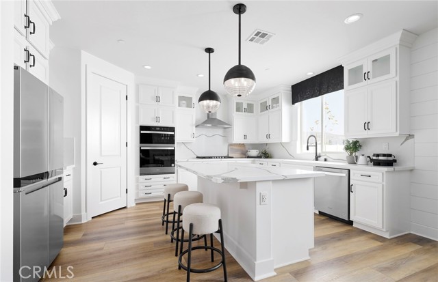 Detail Gallery Image 4 of 17 For 3981 Hudson Ln, Lake Elsinore,  CA 92530 - 4 Beds | 2/1 Baths