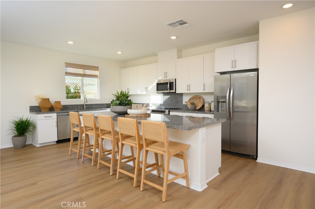 309 Deer Lake Way