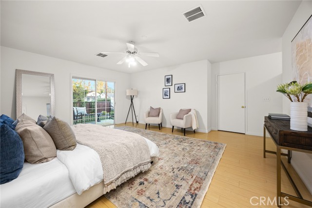 Detail Gallery Image 24 of 49 For 5052 Newcastle, Encino,  CA 91316 - 3 Beds | 2 Baths