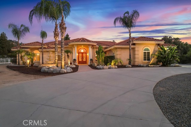 14161 Scenic View Road, Perris CA: https://media.crmls.org/medias/3f808be8-d1e6-43cb-9498-2f2d4ff92ffc.jpg