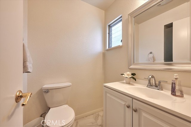 Detail Gallery Image 19 of 52 For 6372 Larchwood Dr, Huntington Beach,  CA 92647 - 4 Beds | 2 Baths