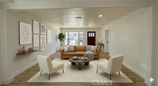Detail Gallery Image 3 of 18 For 2249 W 30th St, Los Angeles,  CA 90018 - 4 Beds | 2 Baths